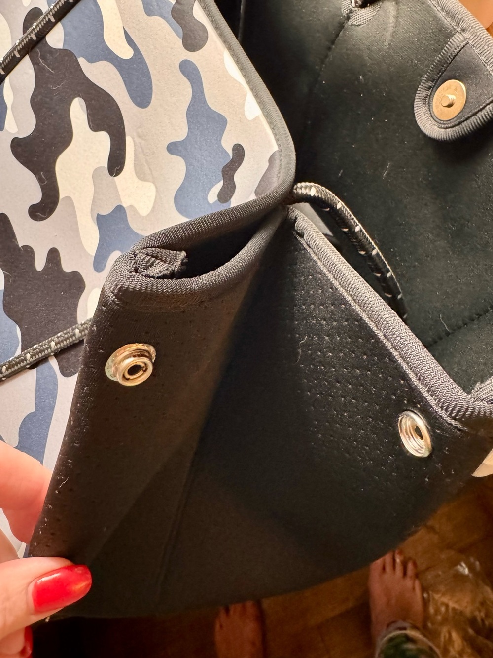 ah-dorned New York Gray Silver Camo Neoprene Tote with Pouch and Crossbody Strap - Picture 7 of 15